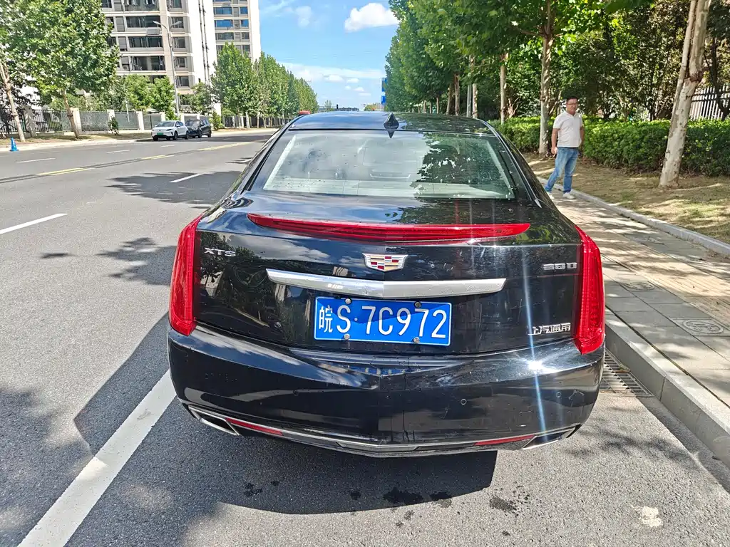 Cadillac XTS — миниатюра 10