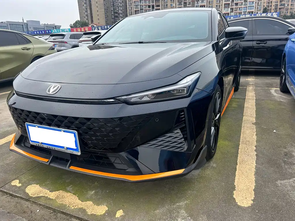 Changan UNI-V