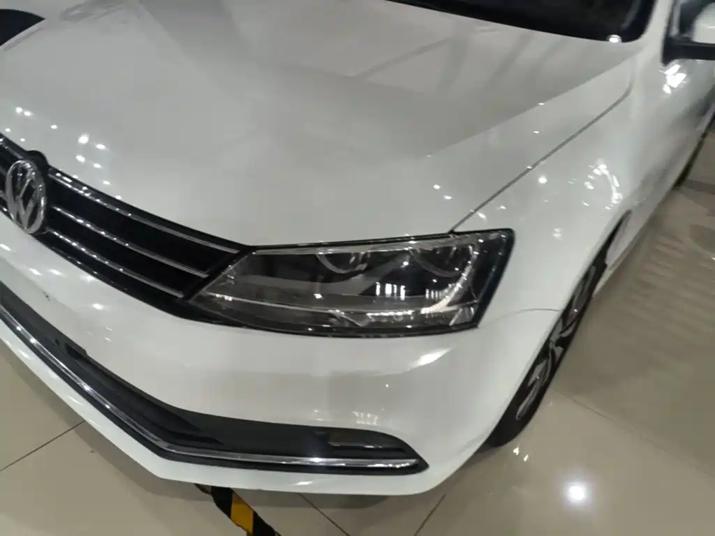 Volkswagen Sagitar — миниатюра 24