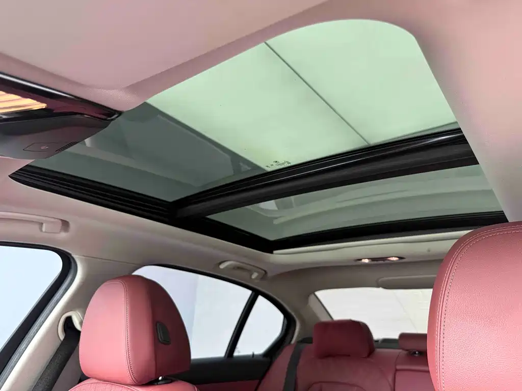 BMW i3 — миниатюра 16