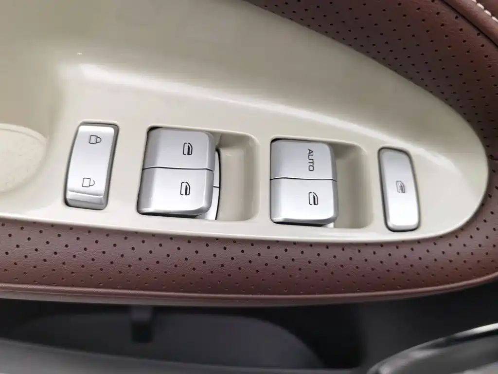 Wuling Bingo — миниатюра 9