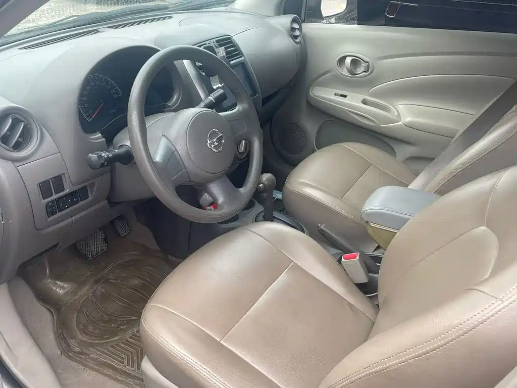Nissan Sunny — миниатюра 4