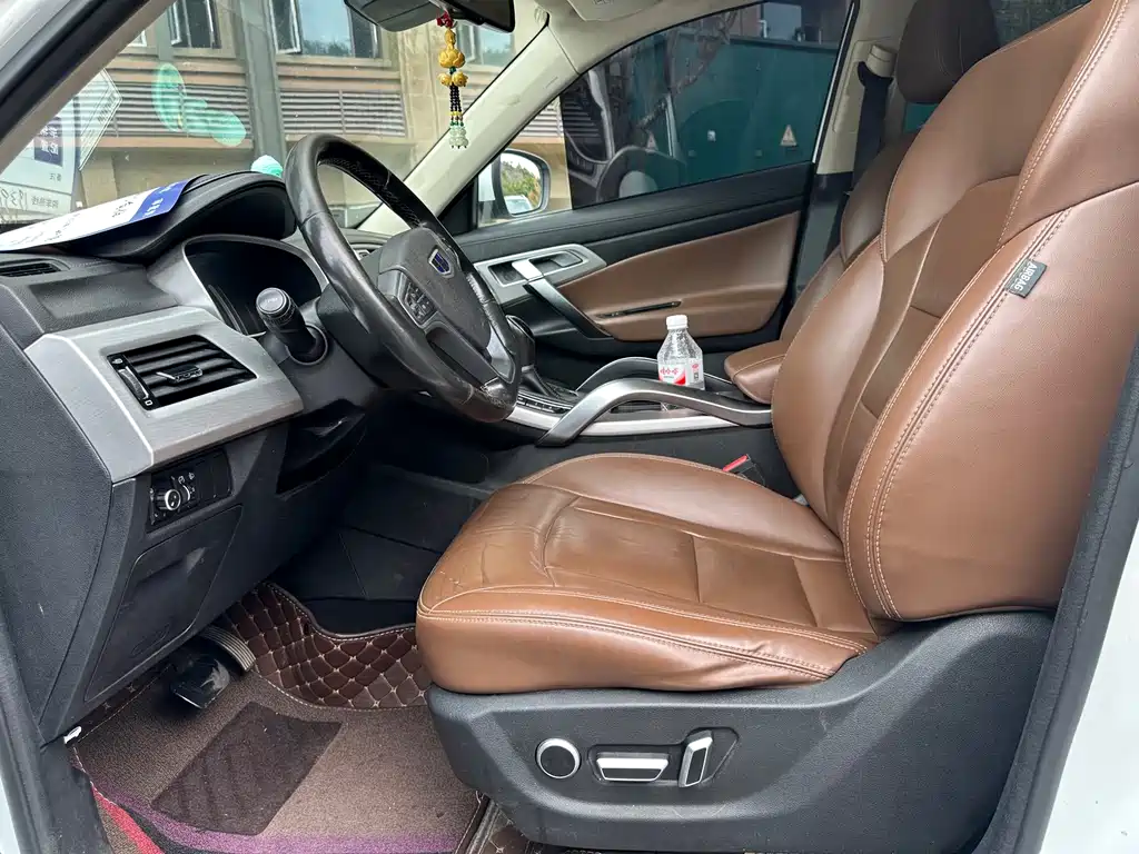 Geely Boyue — миниатюра 4