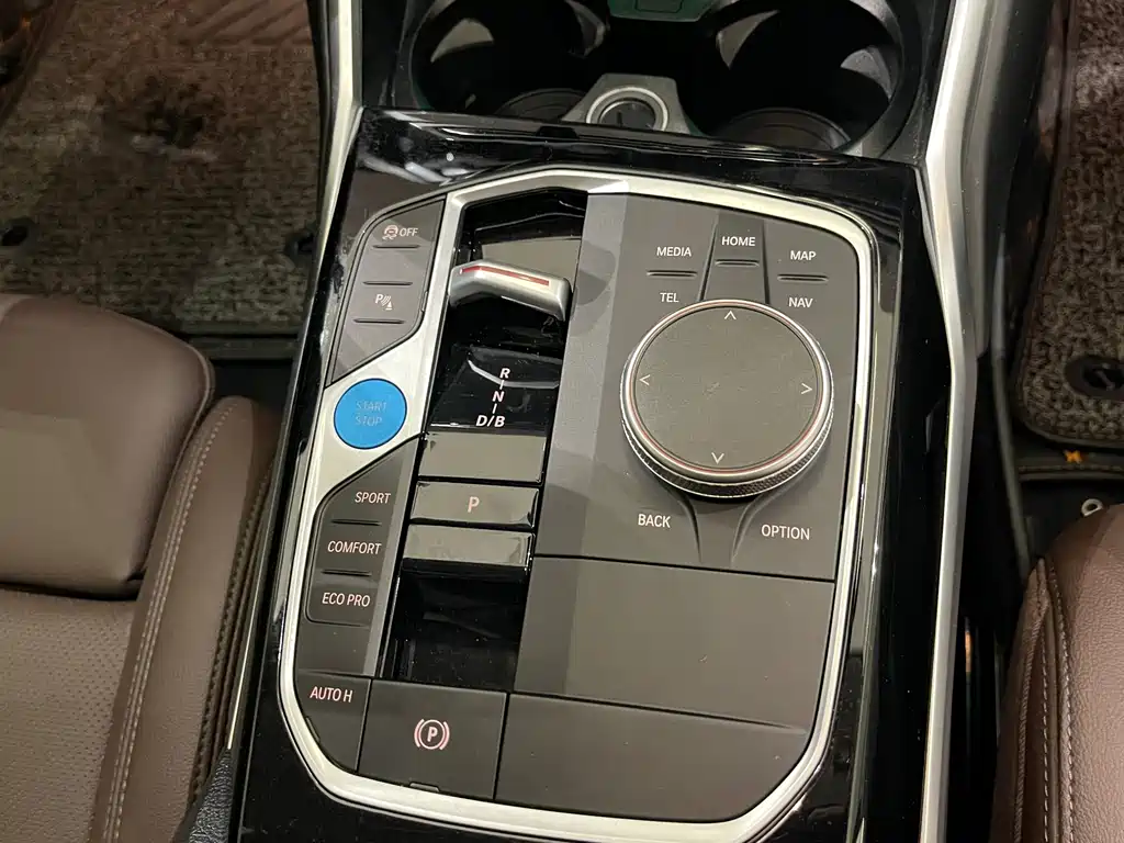 BMW i3 — миниатюра 14