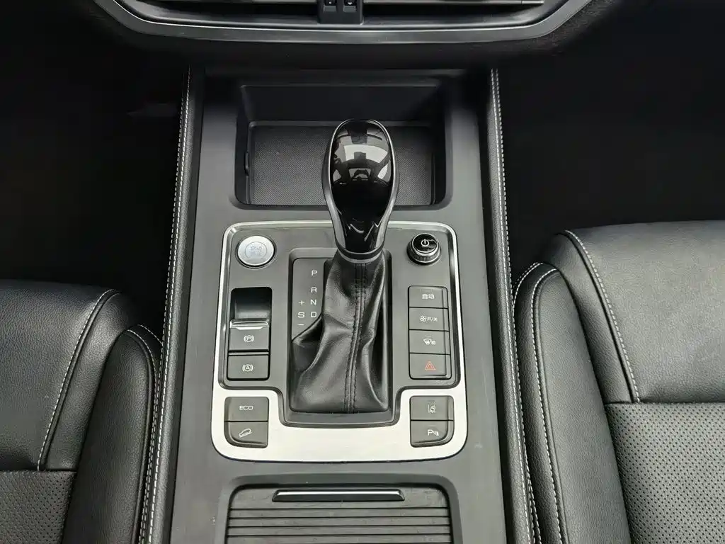 BYD Tang — миниатюра 13