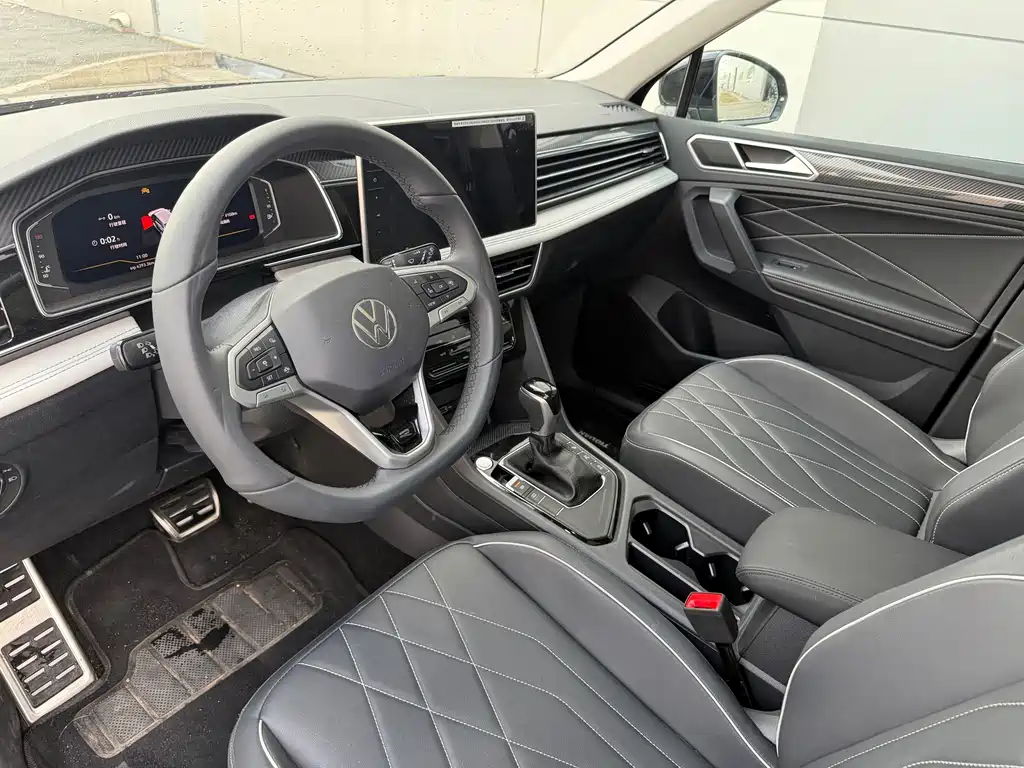 Volkswagen Tiguan L — миниатюра 9