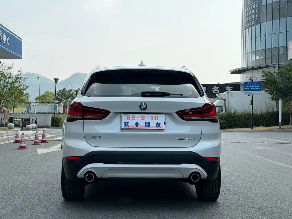 BMW X1 — миниатюра 8