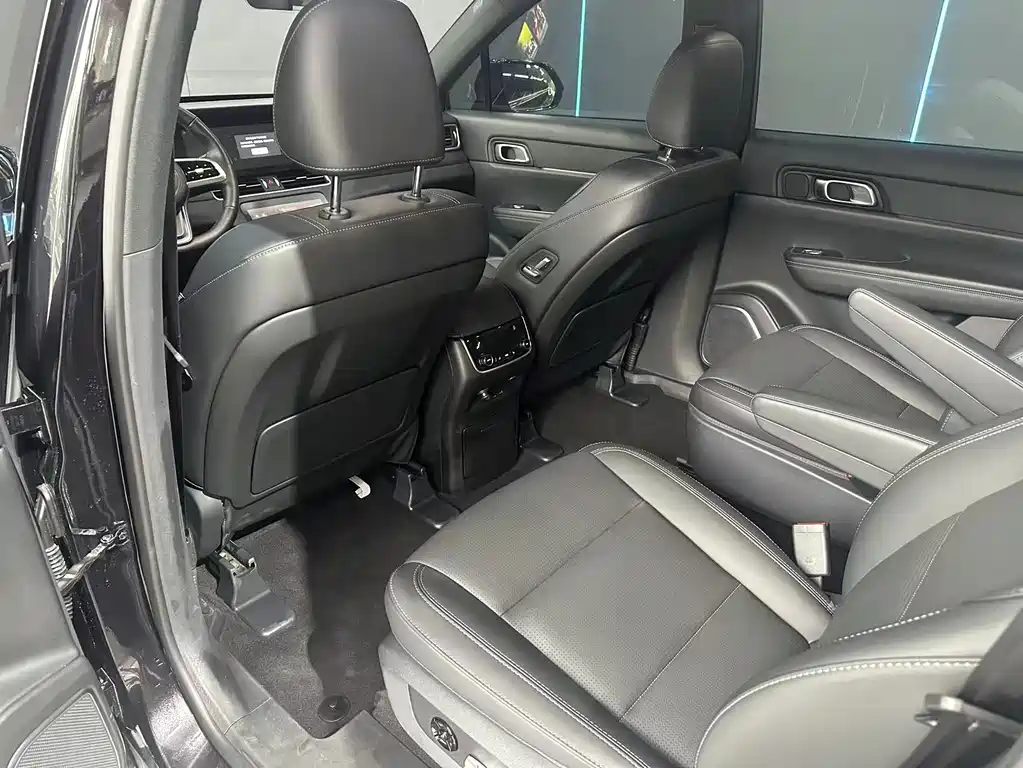 Li Auto ONE 2021 6 мест