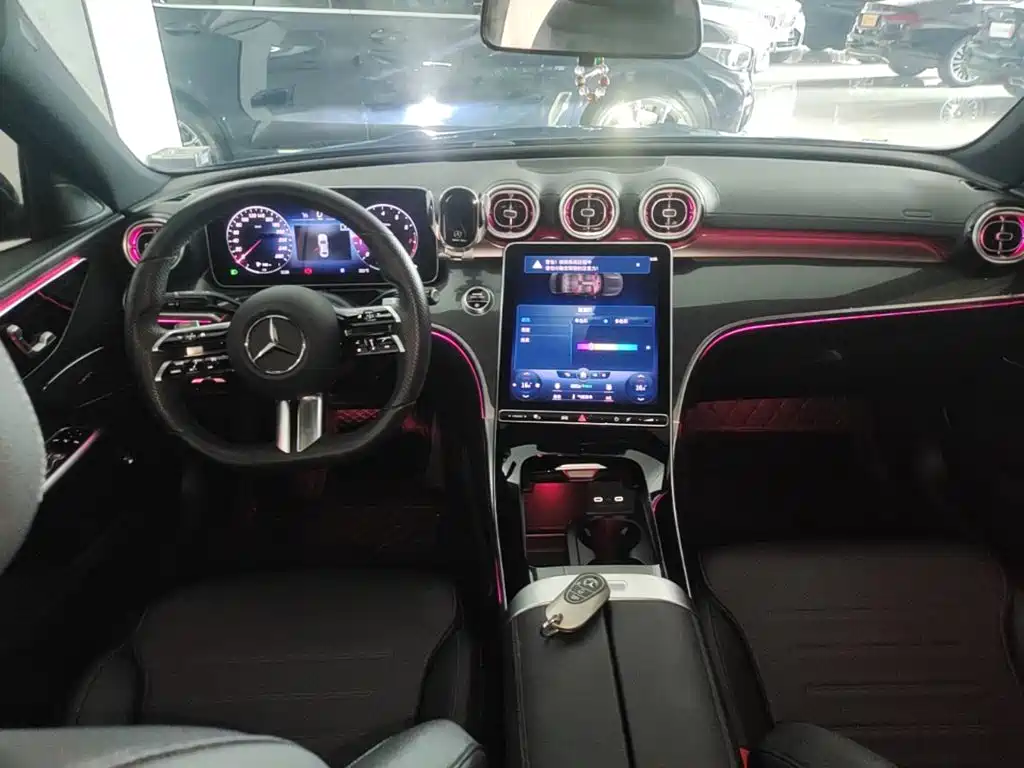 Mercedes-Benz C-Class — миниатюра 10