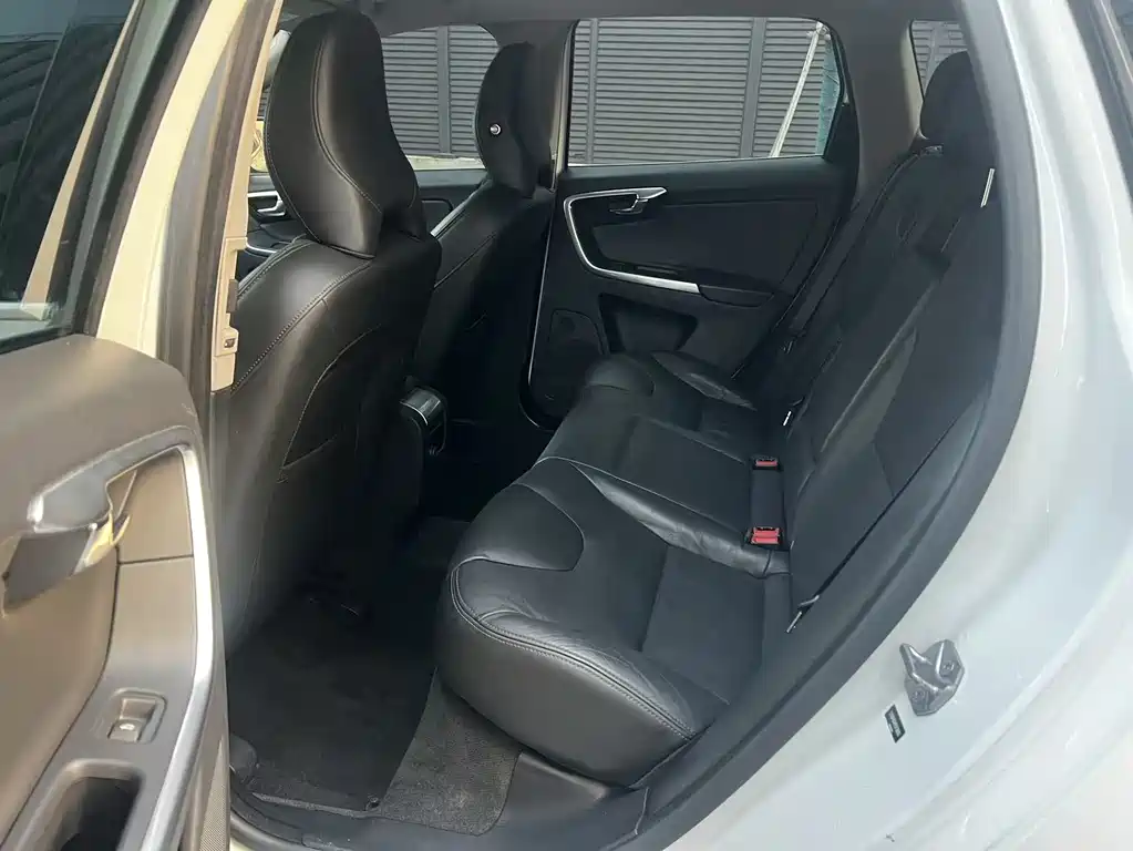 Volvo XC60 2015 T5