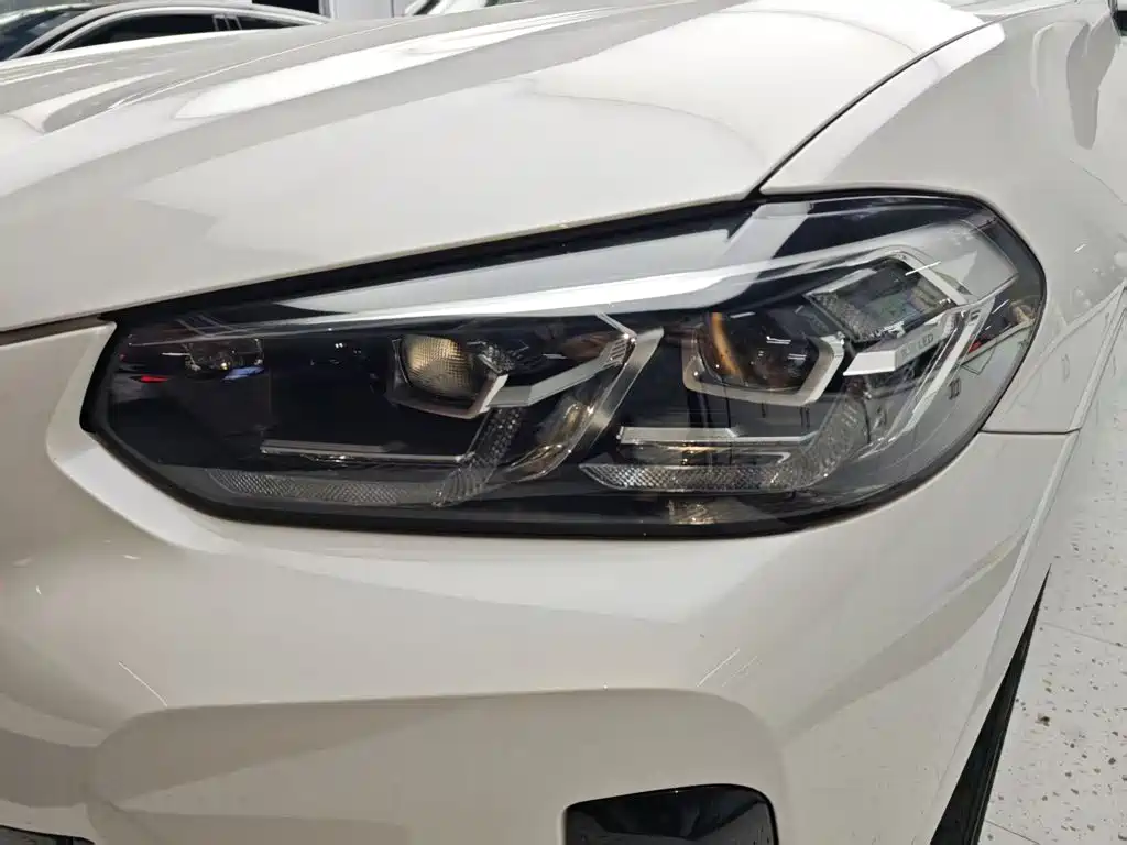 BMW X3 — миниатюра 24