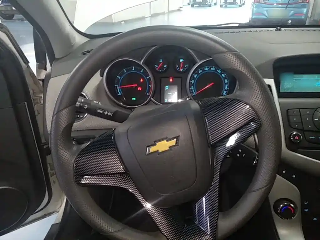 Chevrolet Cruze — миниатюра 11
