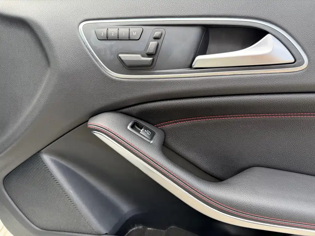 Mercedes-Benz A-Class AMG (Import) — миниатюра 17