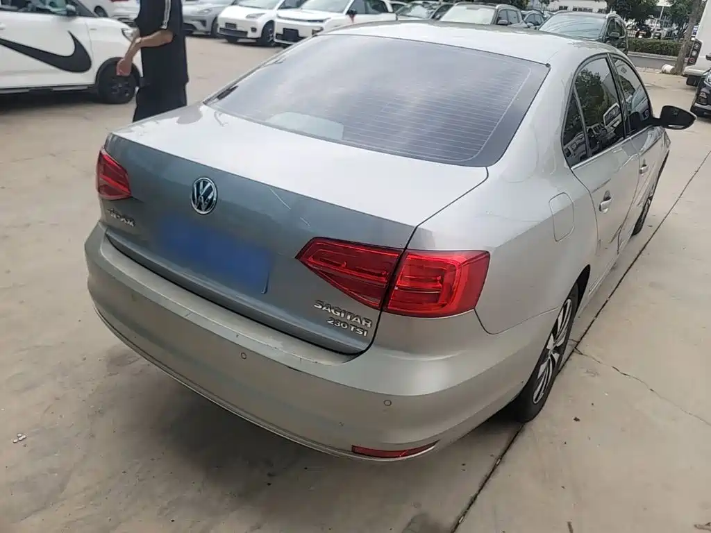 Volkswagen Sagitar — миниатюра 7