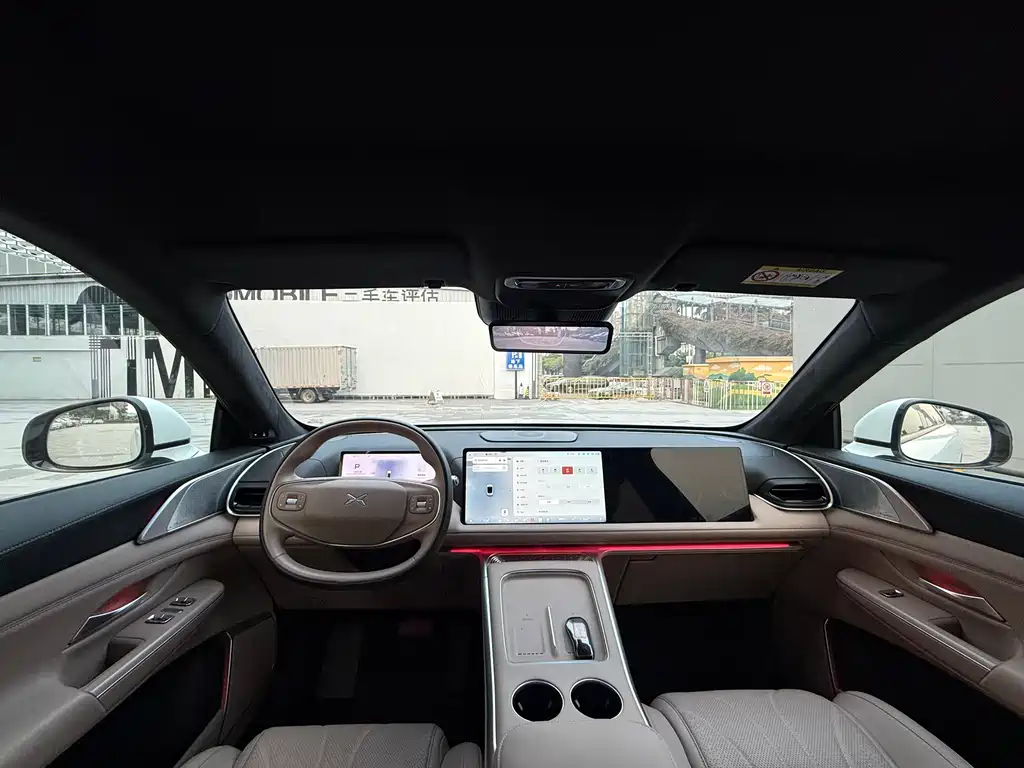 XPeng G9 — миниатюра 7
