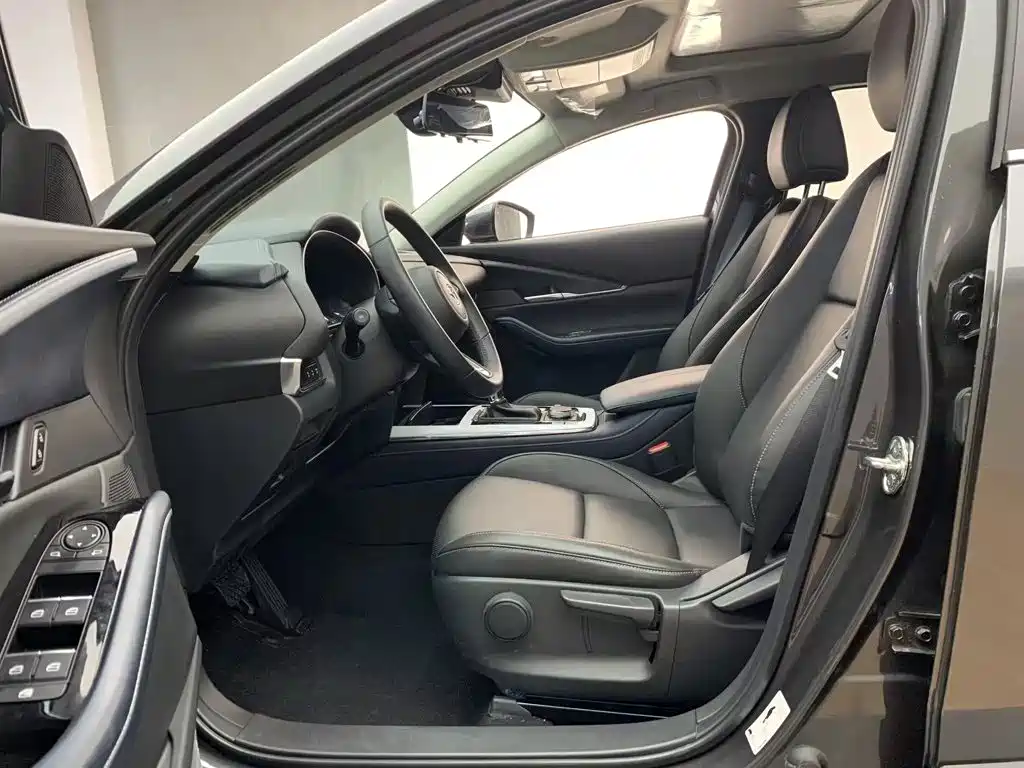 Mazda CX-30 — миниатюра 11