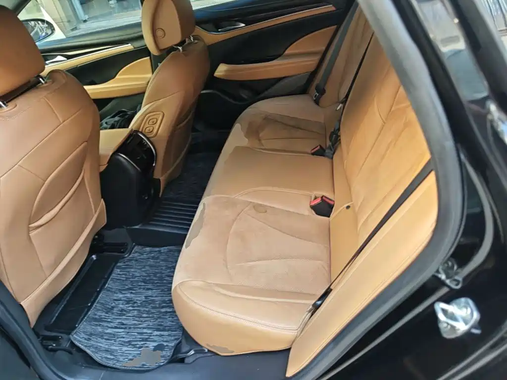 Buick LaCrosse — миниатюра 17
