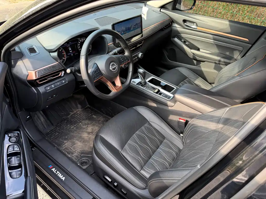 Nissan Teana — миниатюра 3
