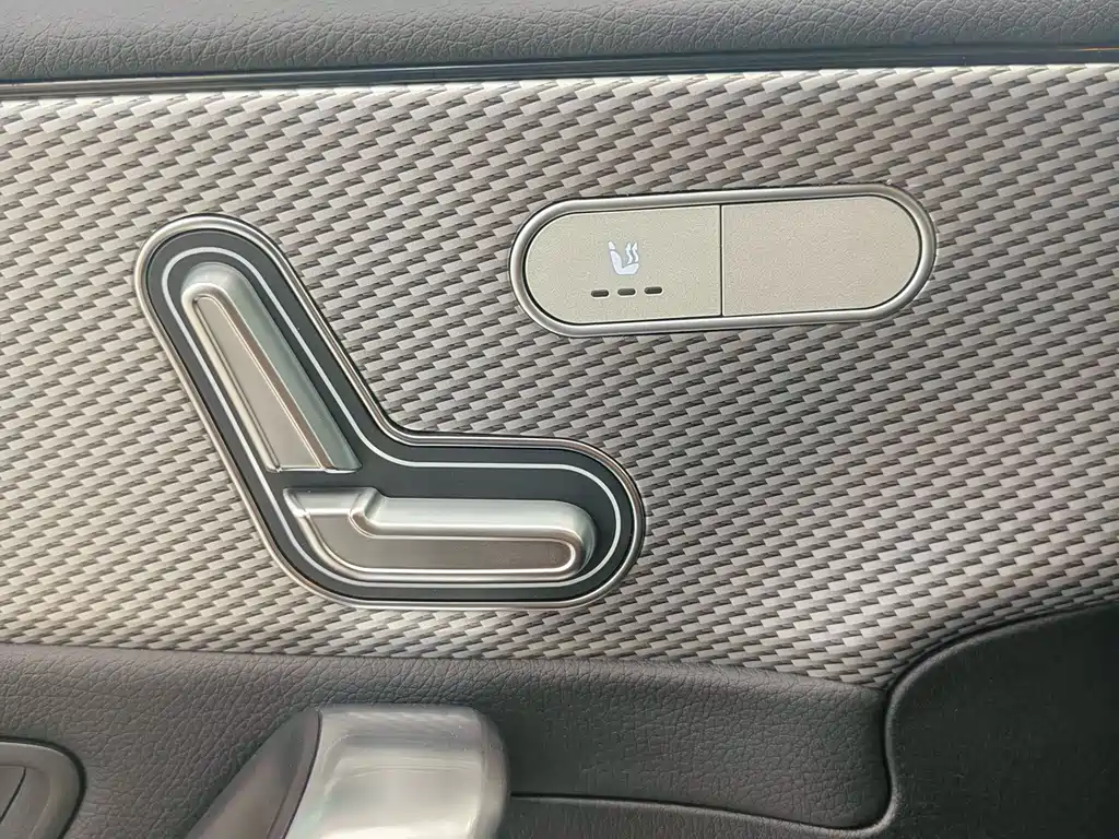 Mercedes-Benz A-Class — миниатюра 19