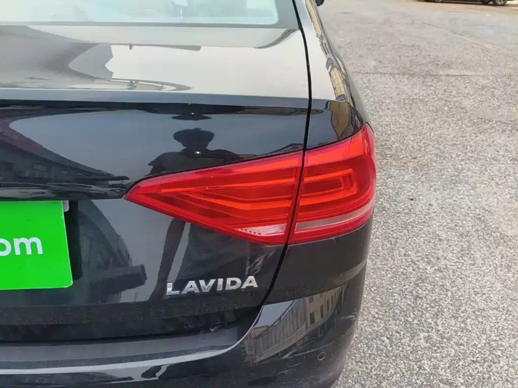 Volkswagen Lavida — миниатюра 8