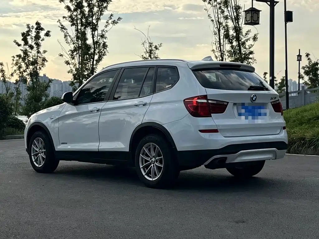 BMW X3 (Import) — миниатюра 9