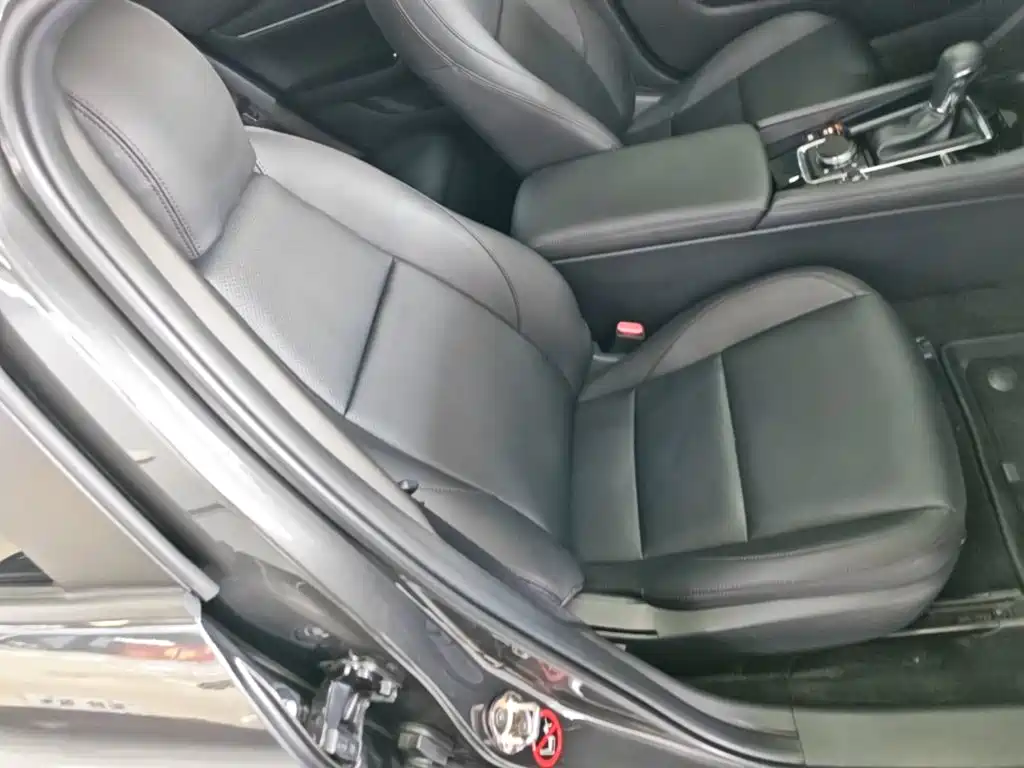 Mazda 3 Axela — миниатюра 25