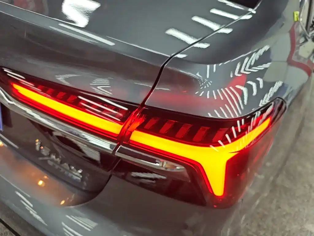 Roewe i6 MAX — миниатюра 8