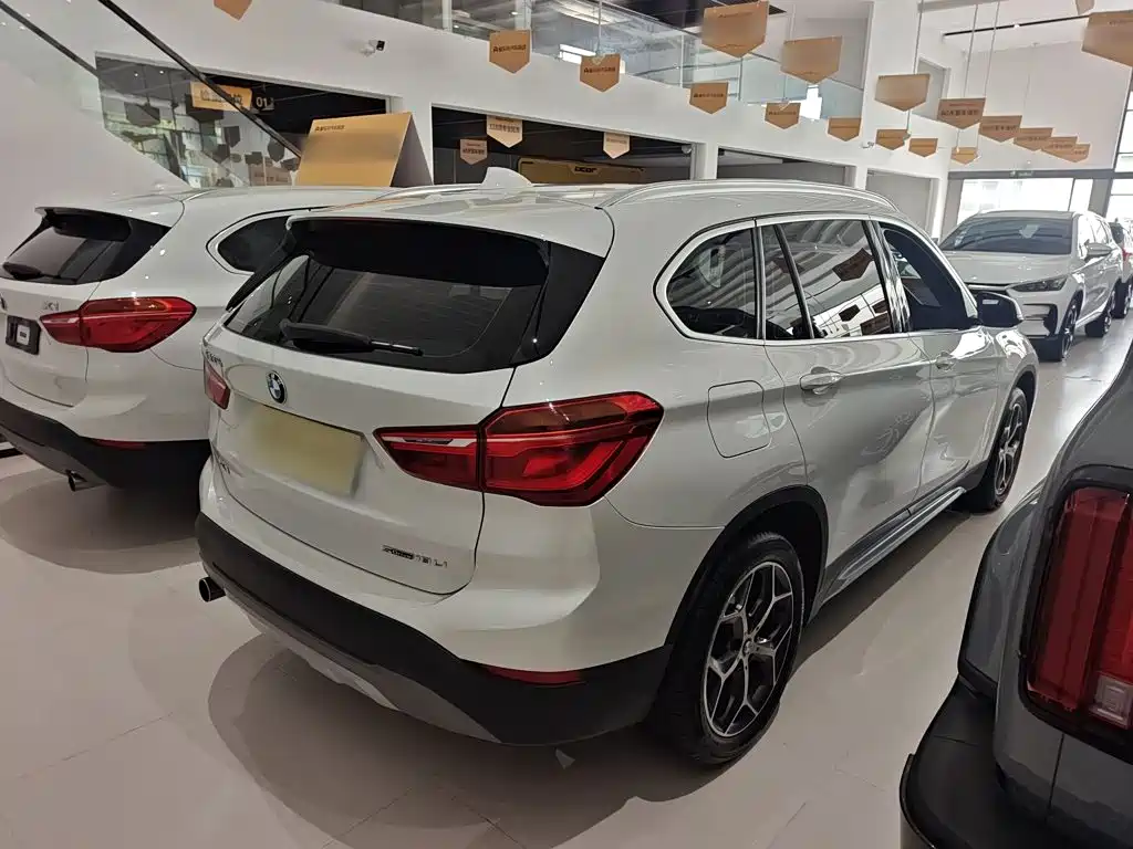BMW X1 — миниатюра 5