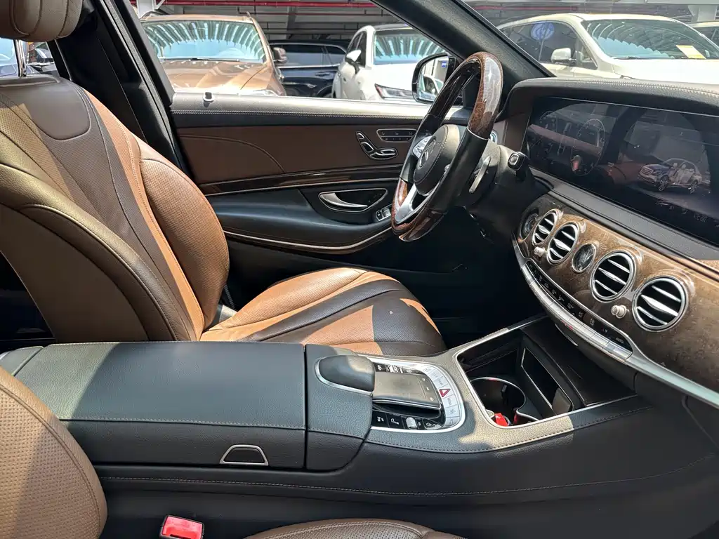Mercedes-Benz S-Class — миниатюра 21