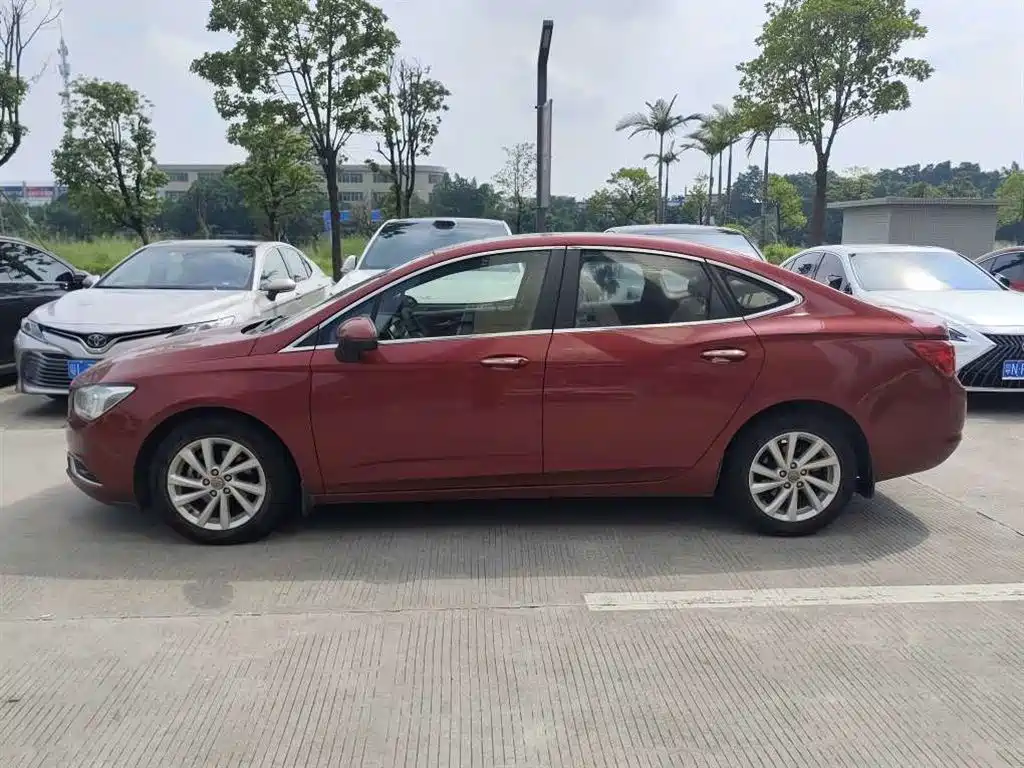 Buick Verano — миниатюра 9