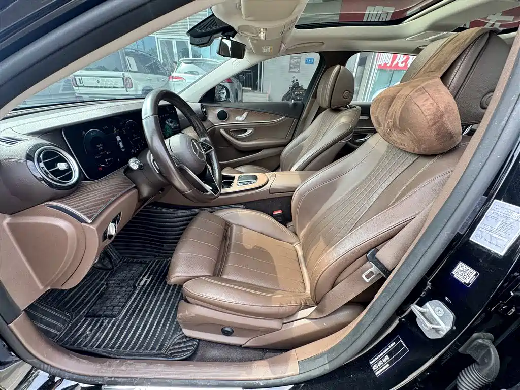 Mercedes-Benz E-Class — миниатюра 4