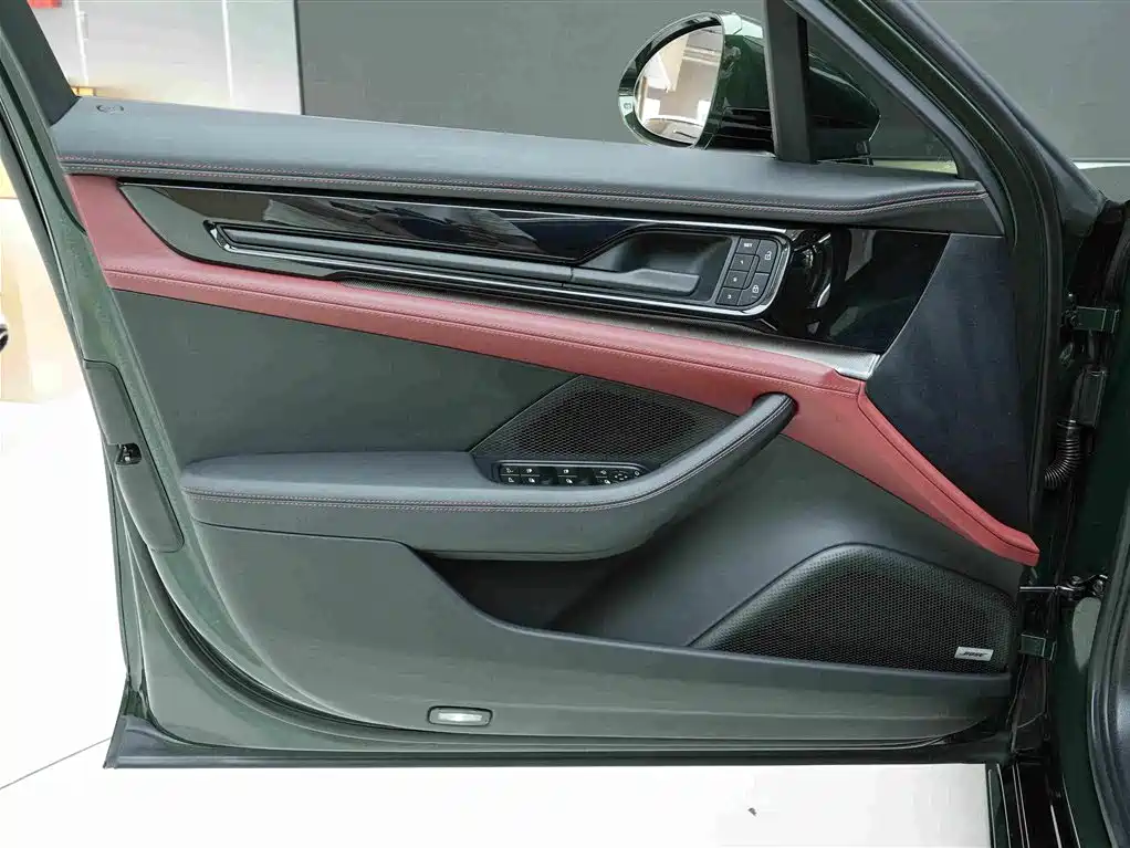 Porsche Panamera — миниатюра 15