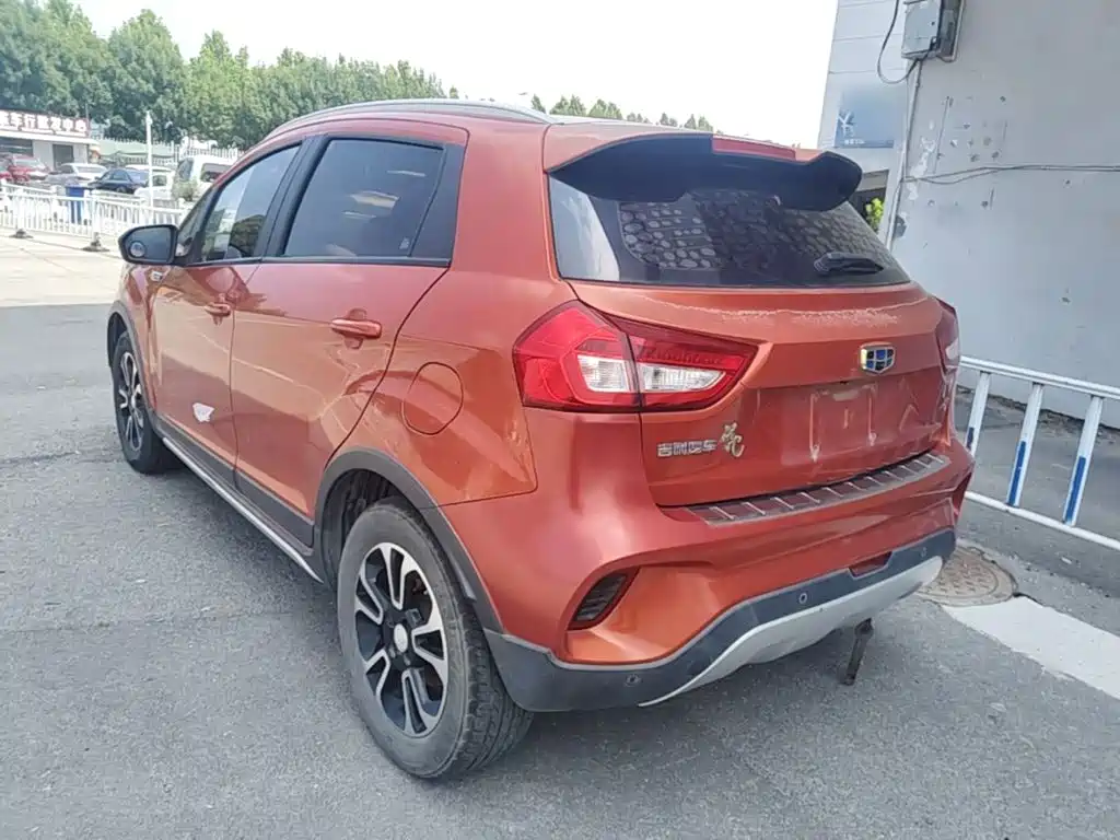 Geely Vision X3 — миниатюра 5