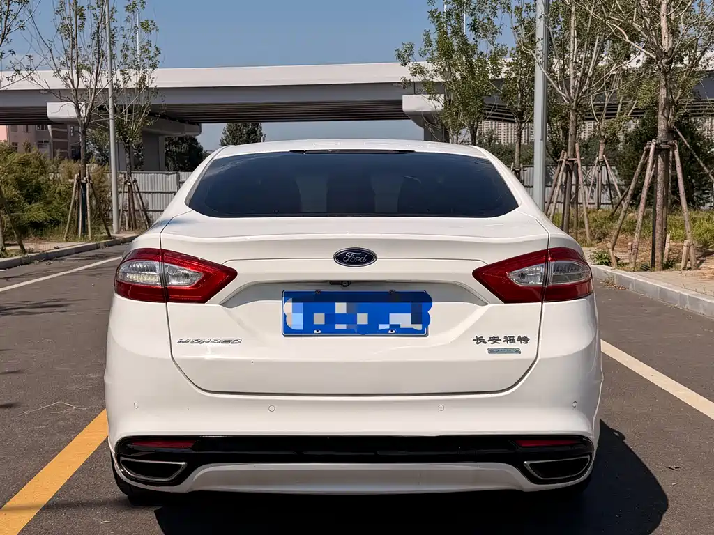 Ford Mondeo — миниатюра 5