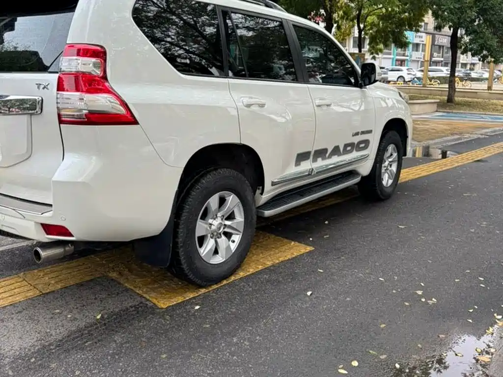 Toyota Prado — миниатюра 5