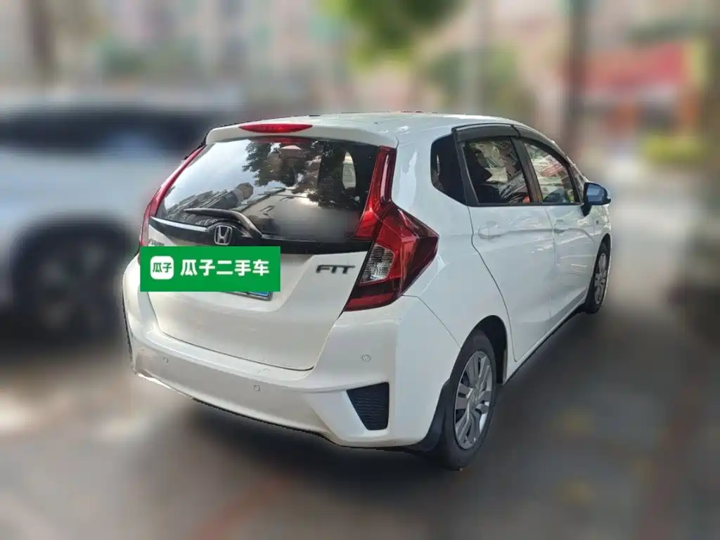 Honda Fit — миниатюра 4
