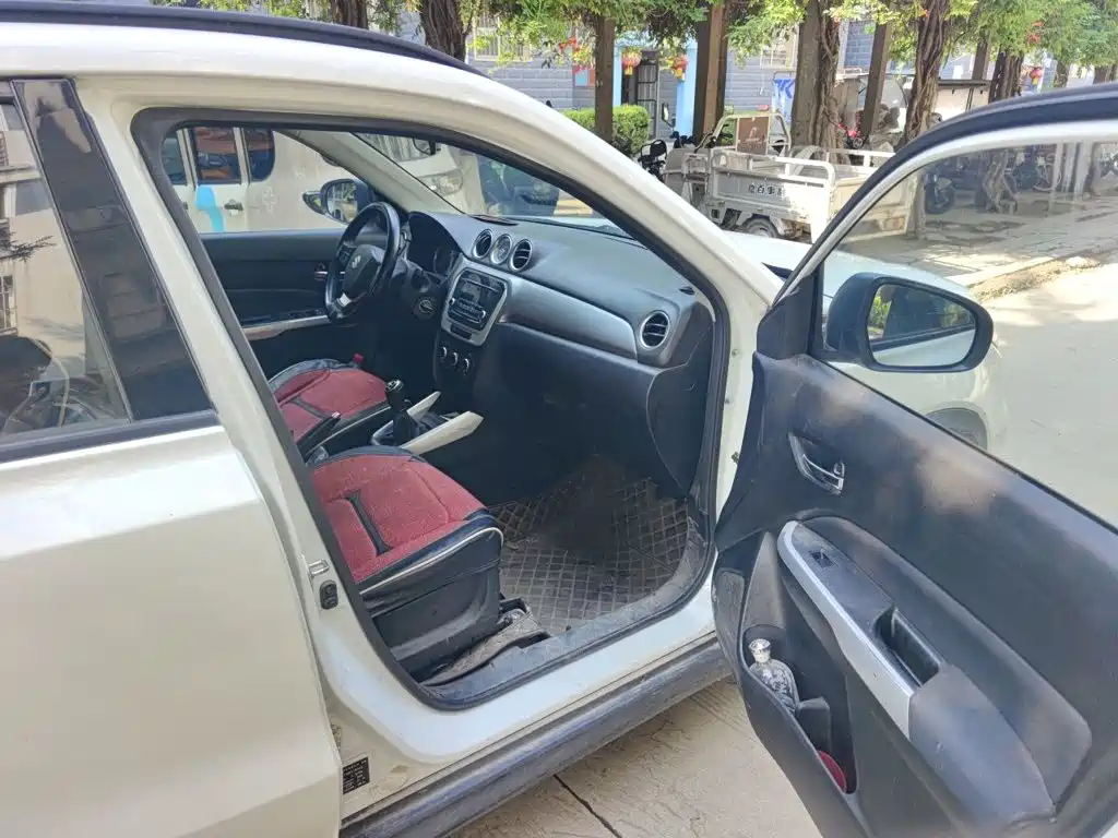 Suzuki Vitara — миниатюра 22
