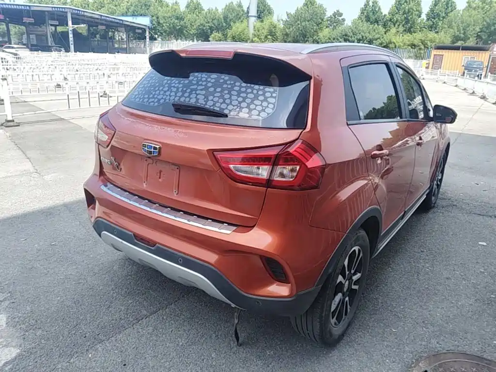 Geely Vision X3 — миниатюра 7