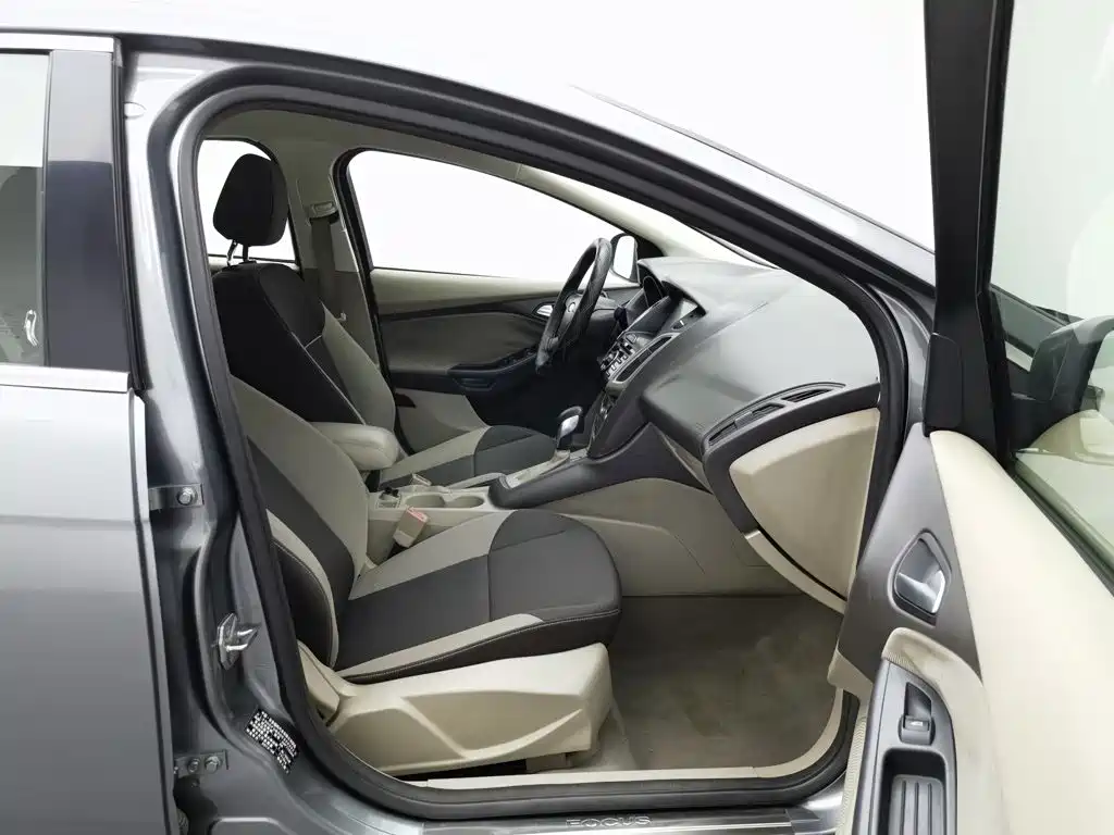 Ford Focus — миниатюра 23
