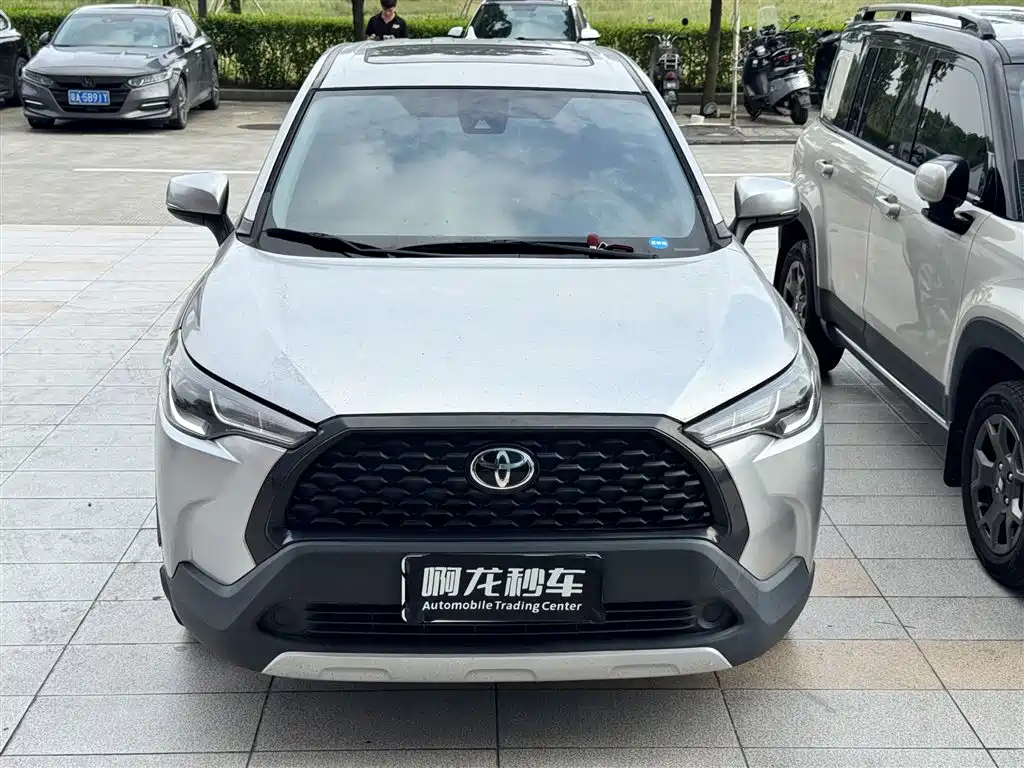 Toyota Corolla Cross — миниатюра 2