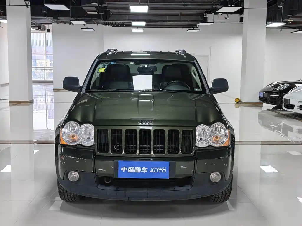 Jeep Grand Cherokee (Import) — миниатюра 2