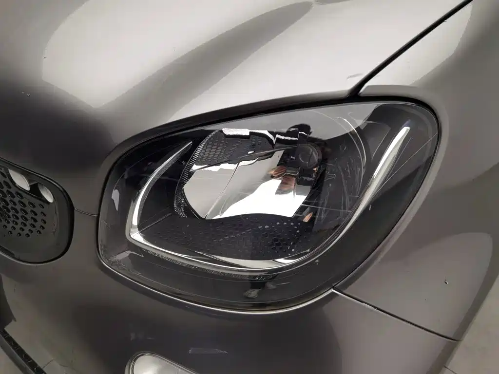 smart Smart Fortwo — миниатюра 7