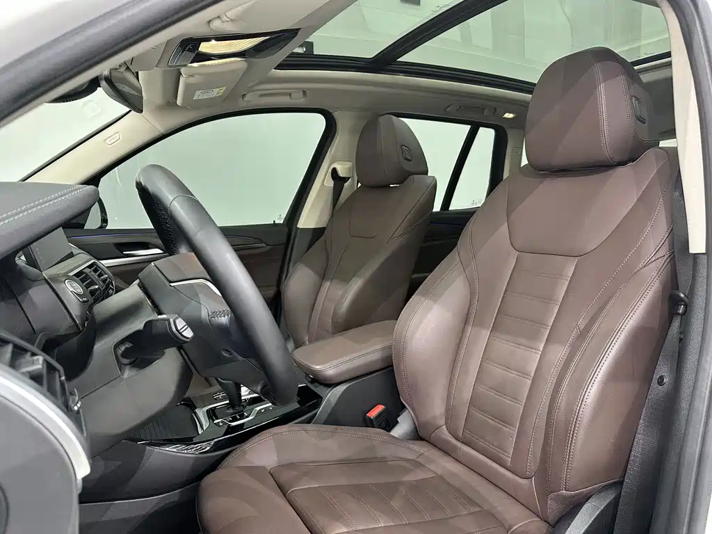 BMW X3 — миниатюра 12