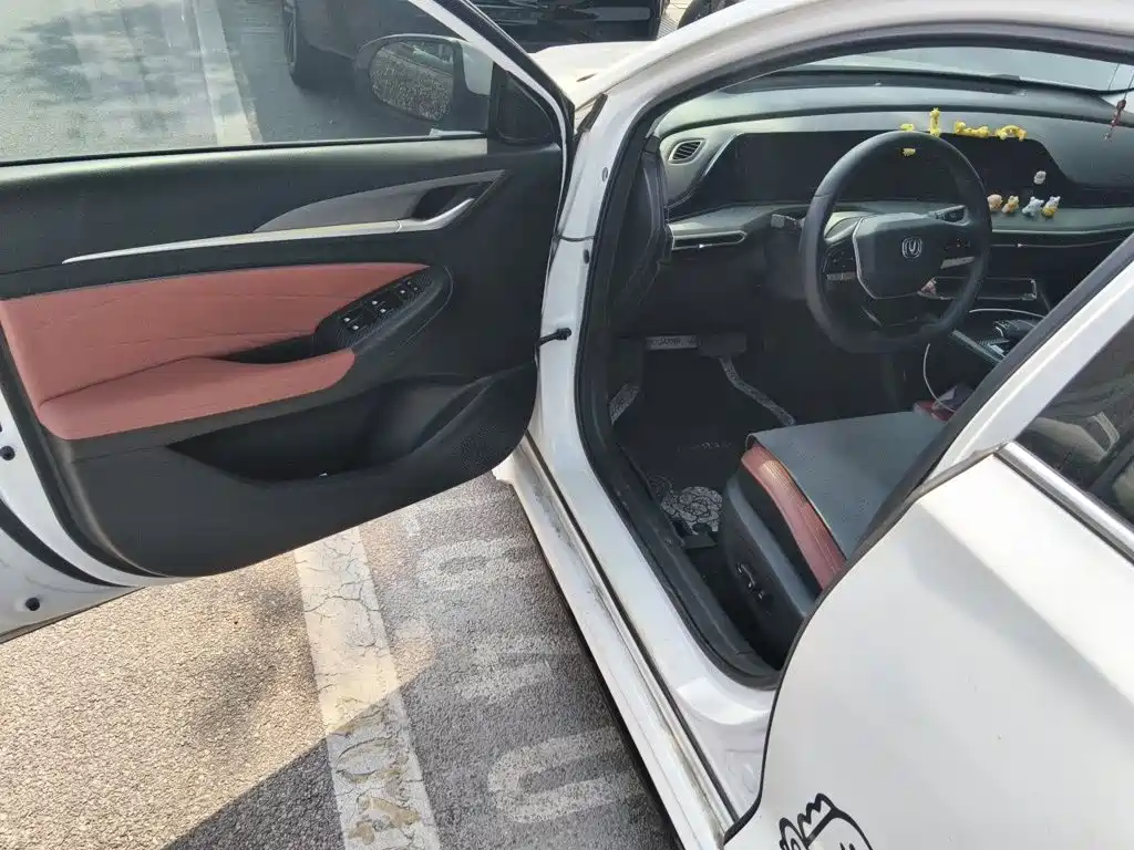 Changan Eado — миниатюра 14