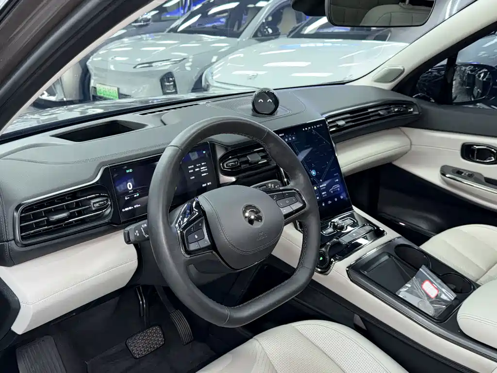 NIO ES8 — миниатюра 18