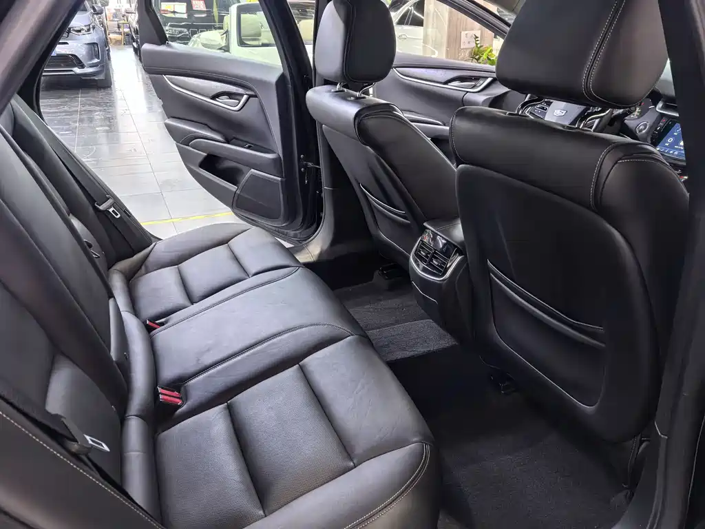 Cadillac XTS 2018 28T Elite