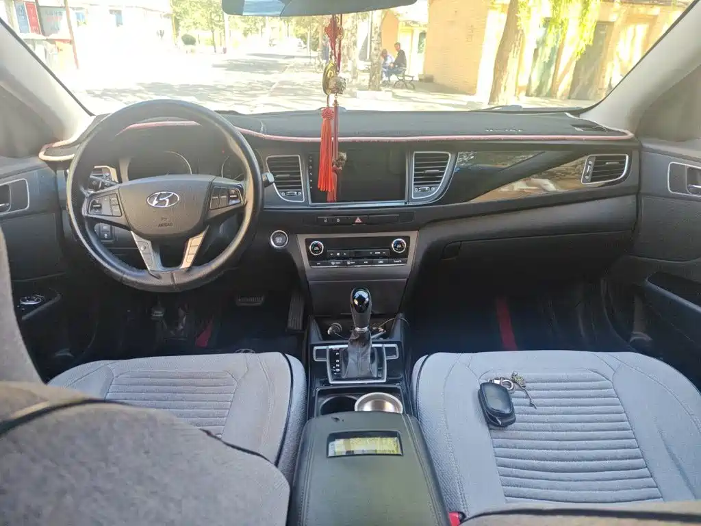 Hyundai Mistra — миниатюра 5