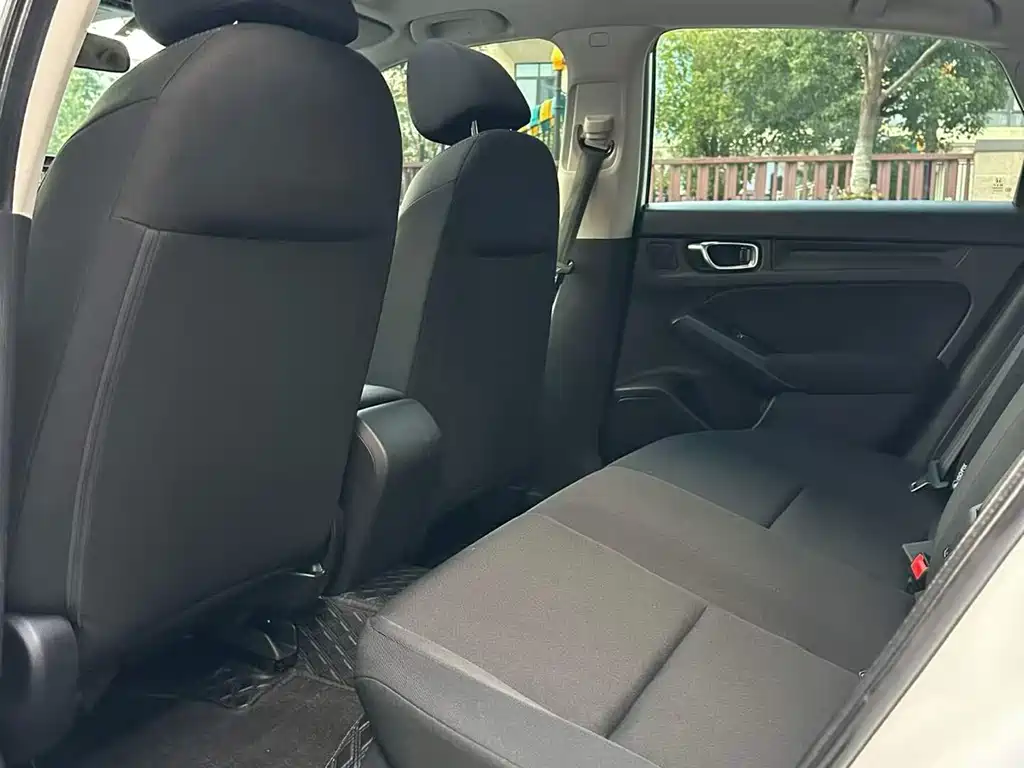 Honda Civic — миниатюра 6