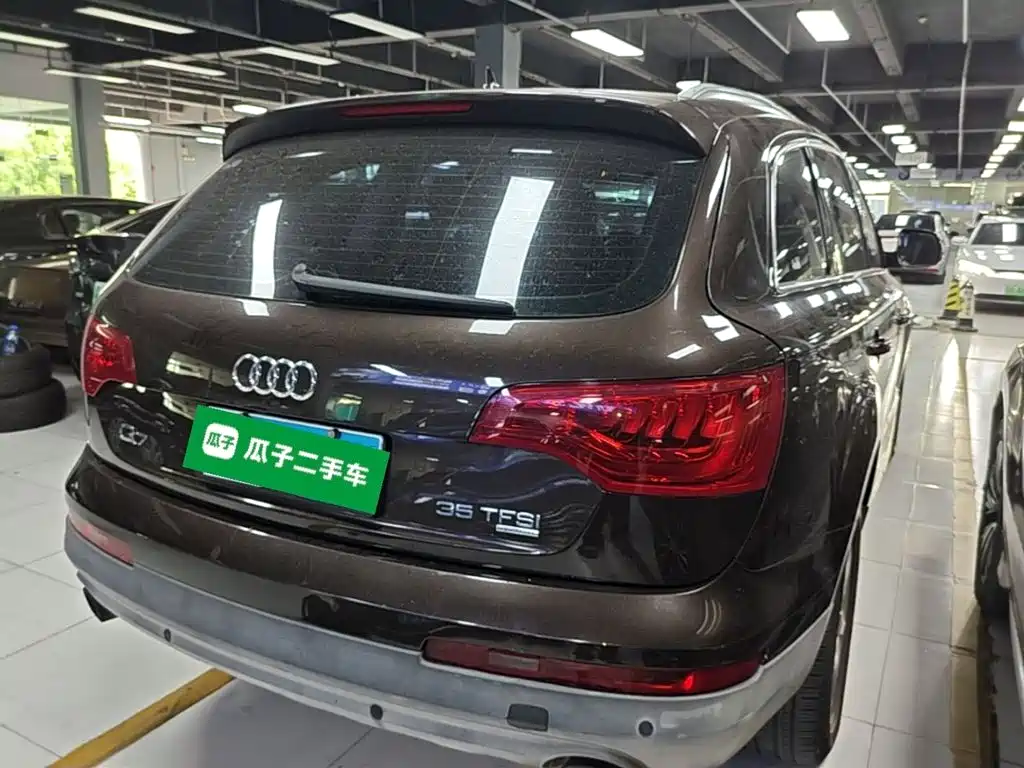Audi Q7 — миниатюра 7