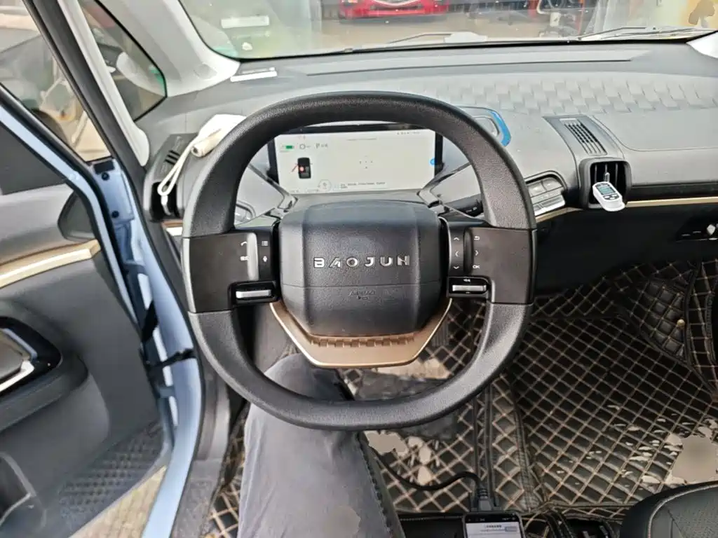 Baojun KiWi EV — миниатюра 11